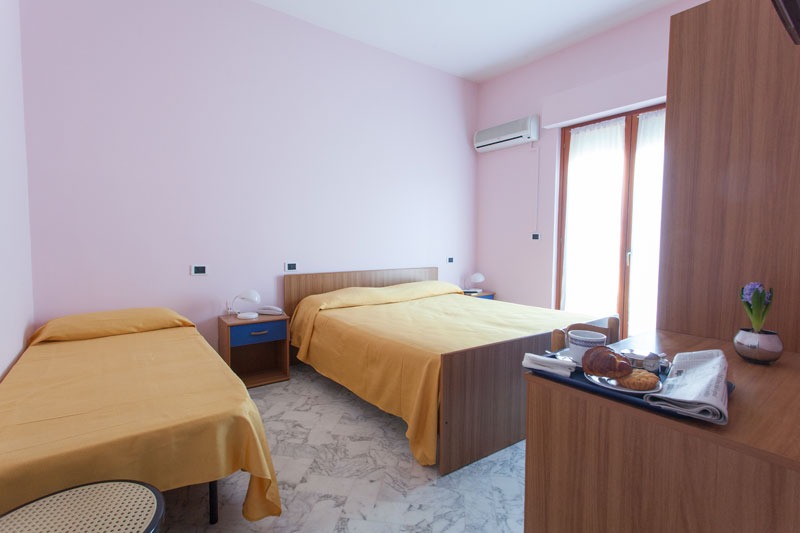 Camera Hotel Roma Pineto