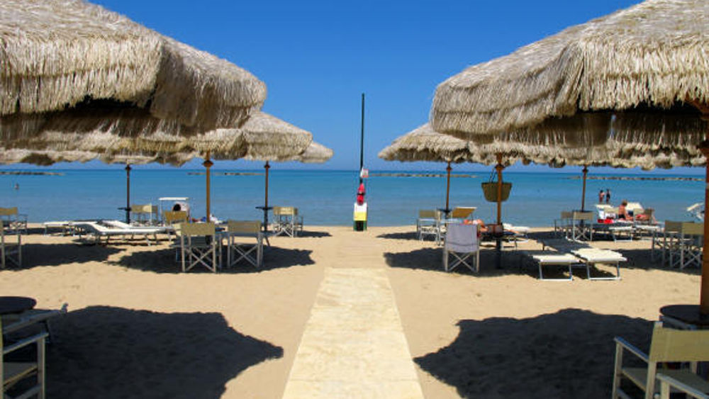 Spiaggia di Pineto attrezzata
